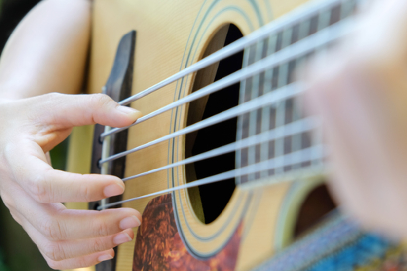 Guitare-semi collectif